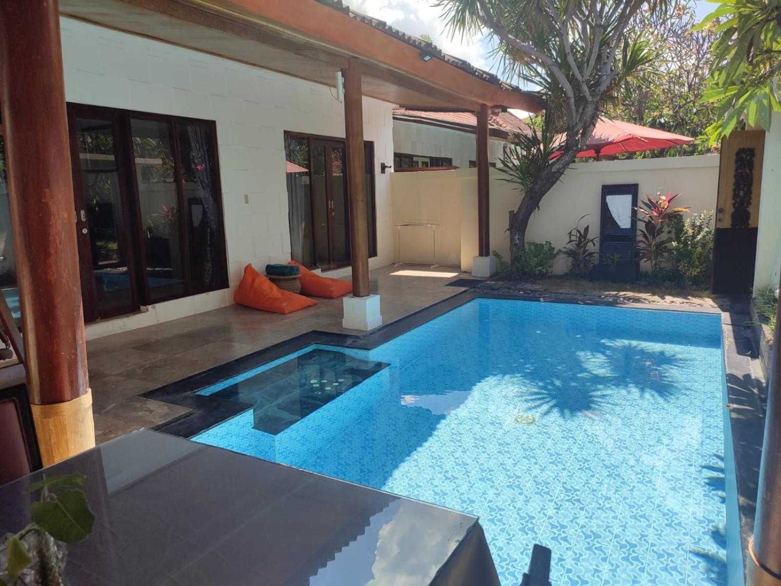 Private Villa With Swimming Pool Kuta Lombok Extérieur photo